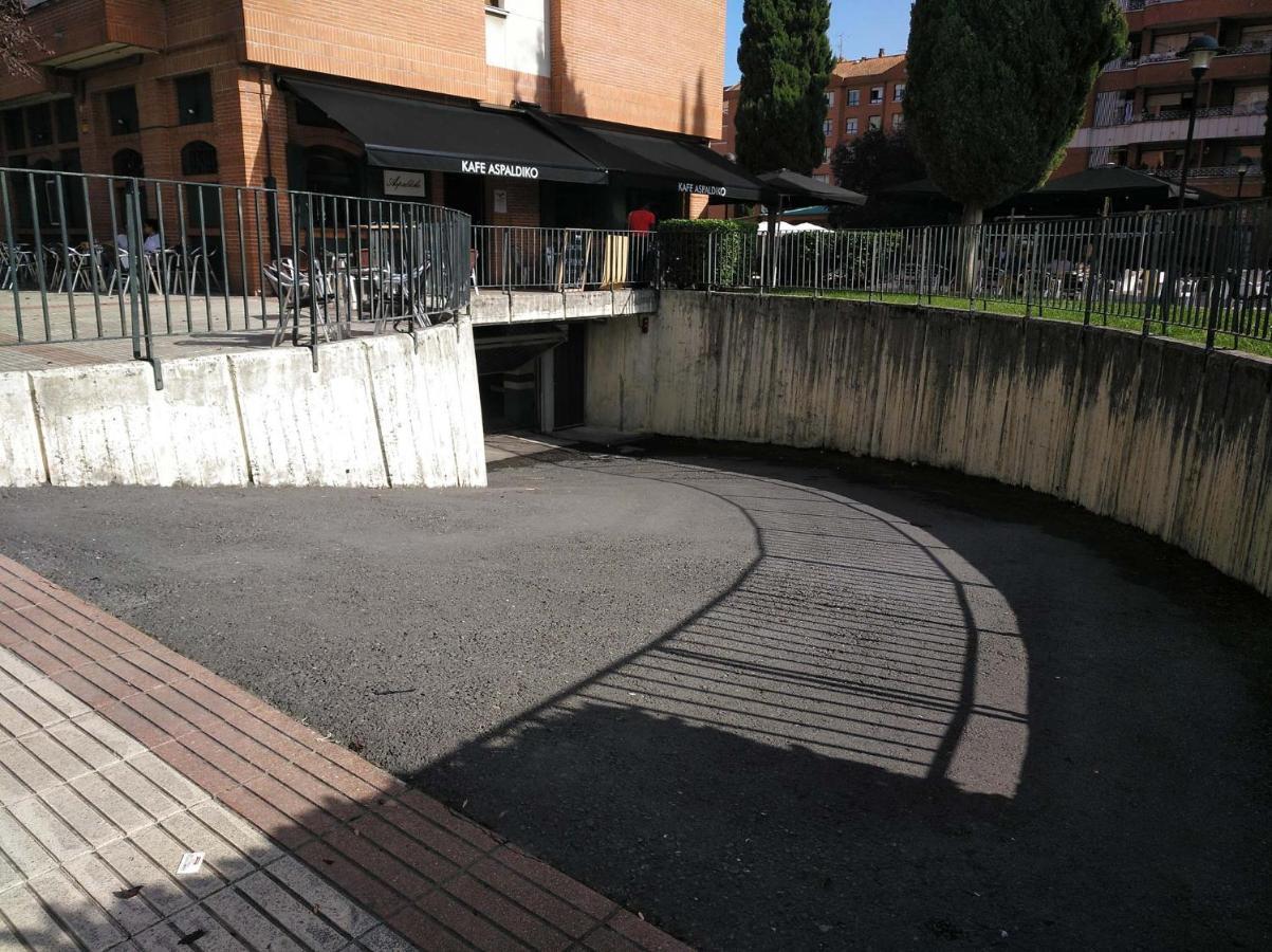 Andramari Tourist Home Parking& Wifi Amorebieta-Etxano Exterior photo